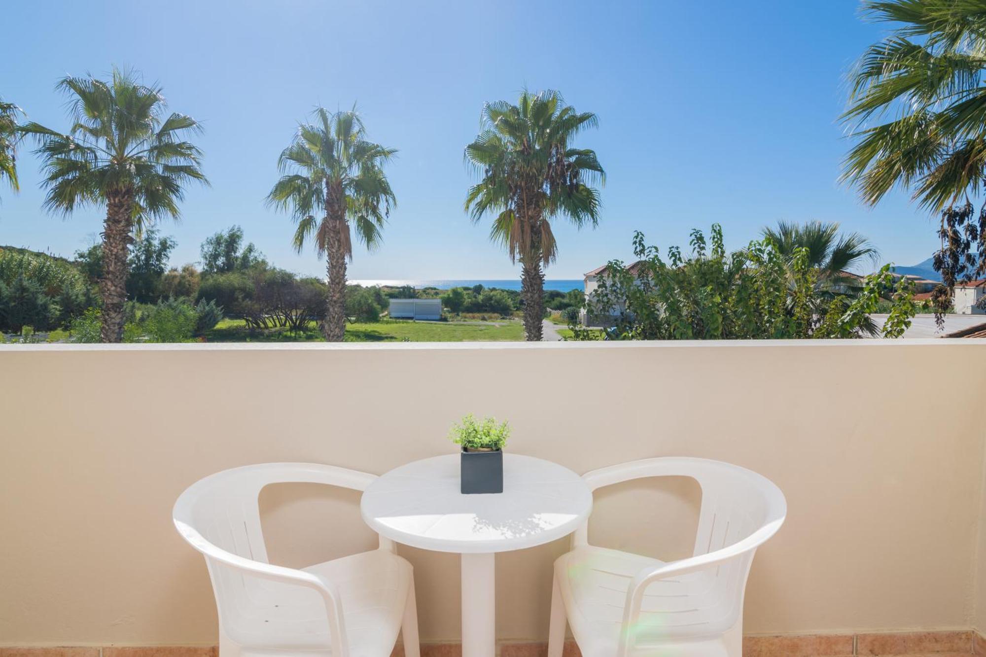 Cavo D'Oro All Inclusive Resort Kalamákion Eksteriør billede