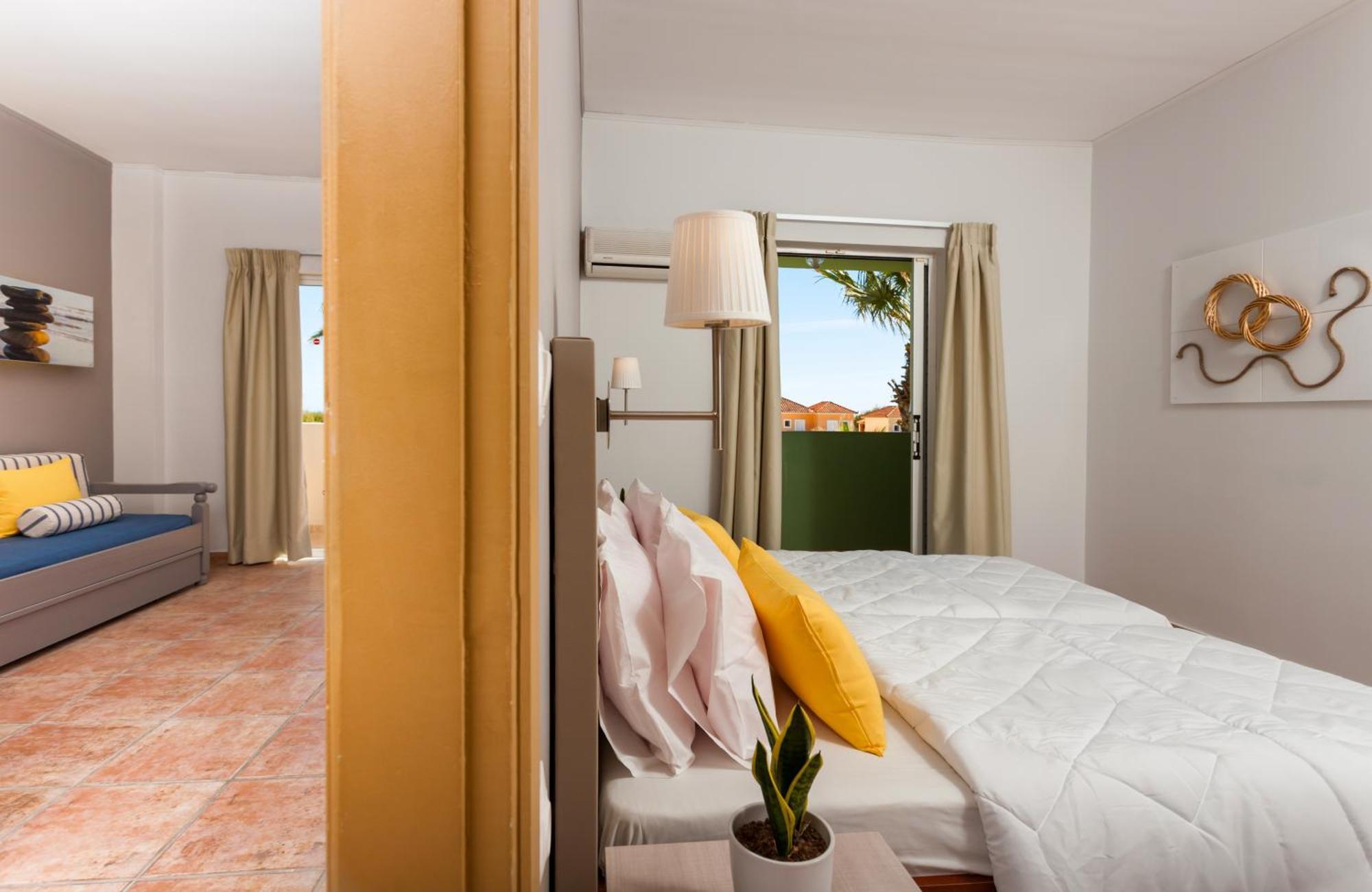 Cavo D'Oro All Inclusive Resort Kalamákion Eksteriør billede